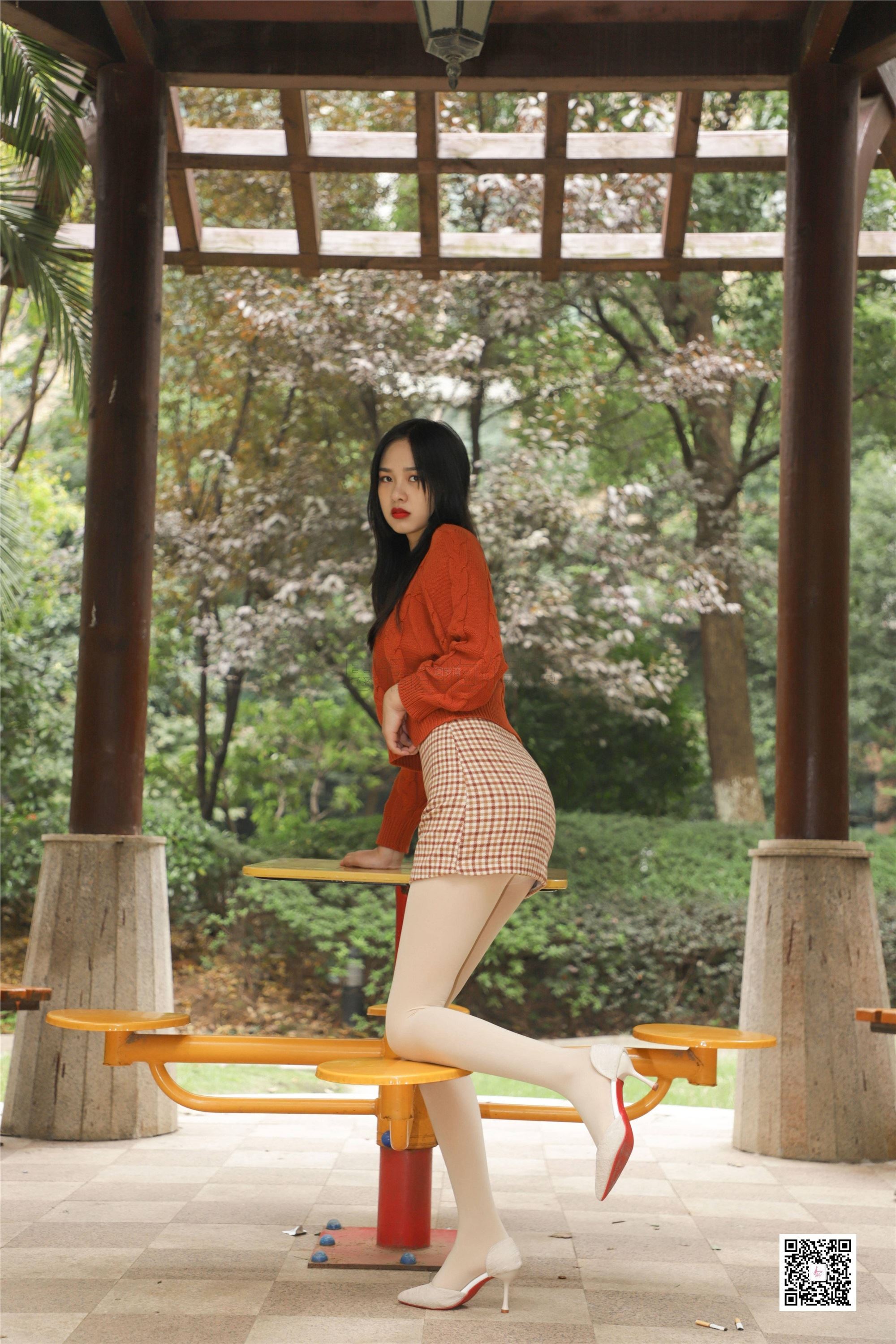 SiHua思话 SJ065 橙子 冬日公园那一缕阳光